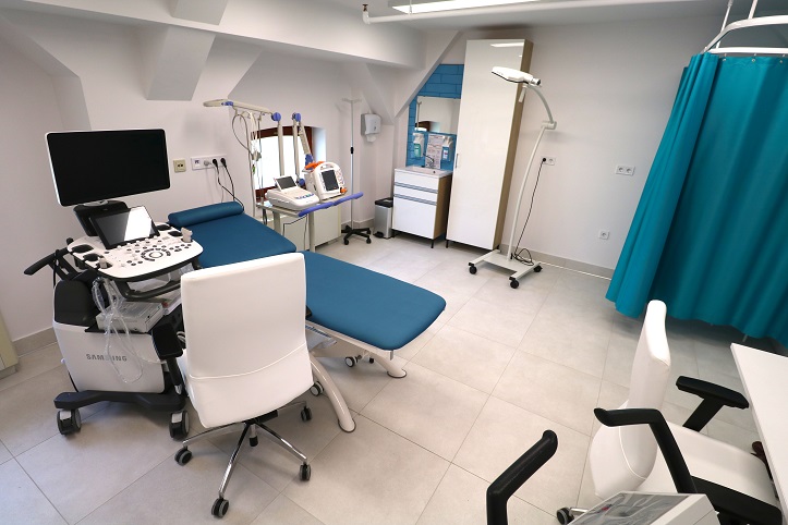 TritonLife Medical Center Eger